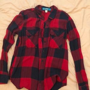 Long sleeve red and navy flannel